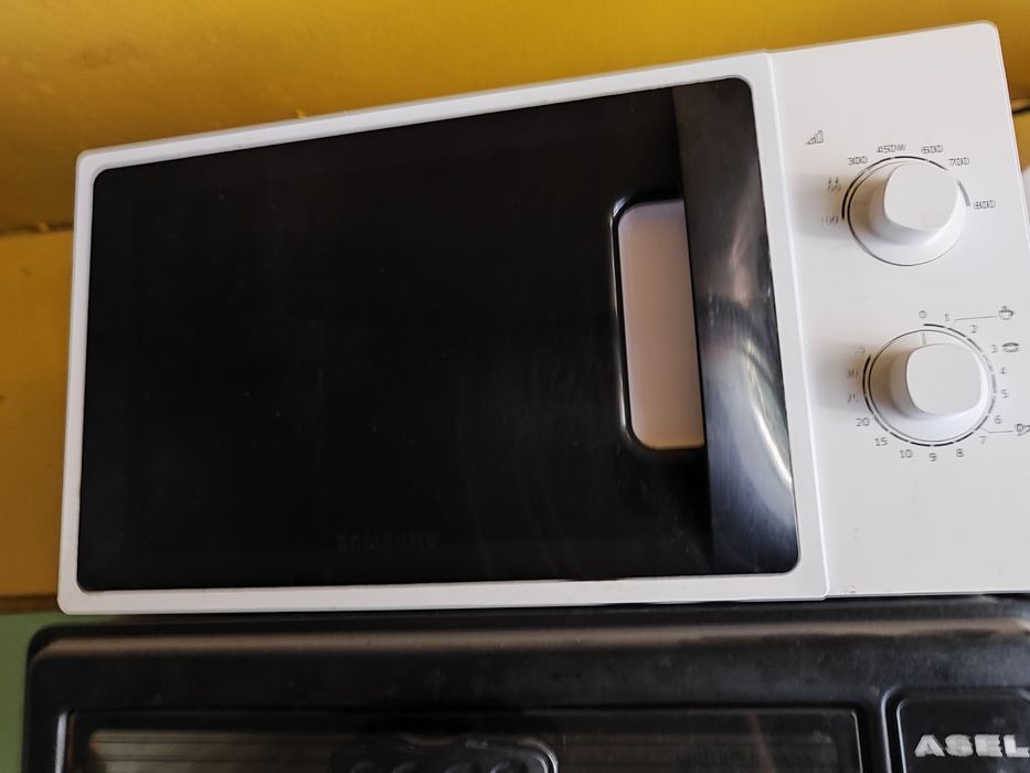 Продаются 3 микроволновые печи