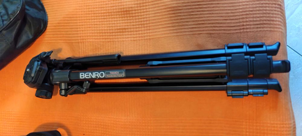 Panasonic FZ1000+стерео микрофон и светкавица,две чанти,филтър,карта..