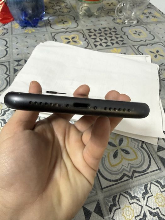 De vanzare Iphone 11 capacitate 64GB