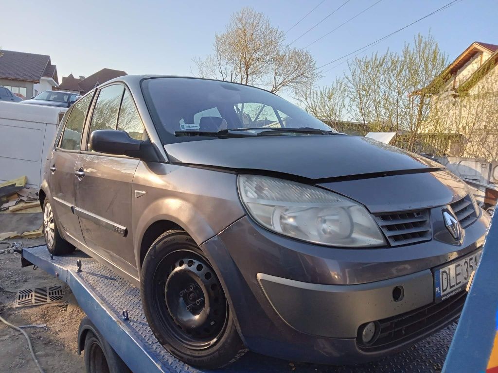 Dezmembrez renault scenic  2 1.9 dci 2003 88kw