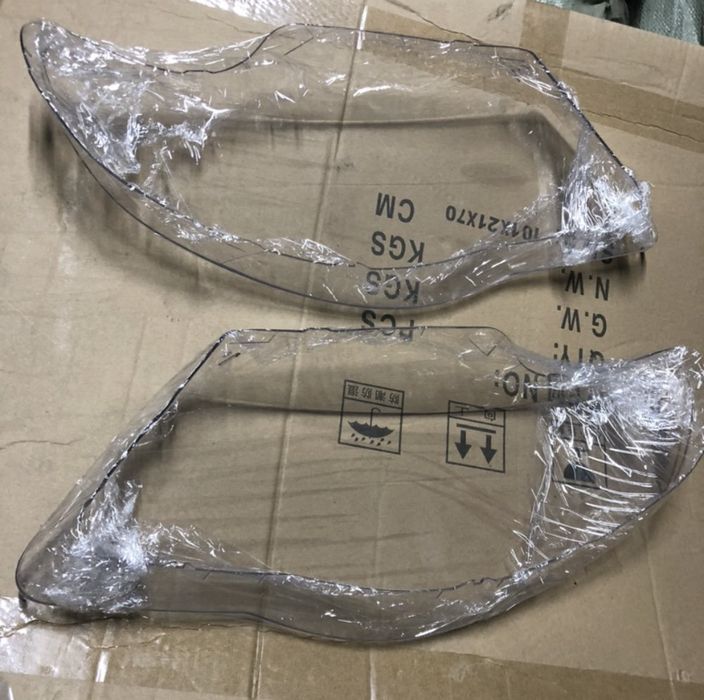 Стекло фары Туарег 06-09 Toureg