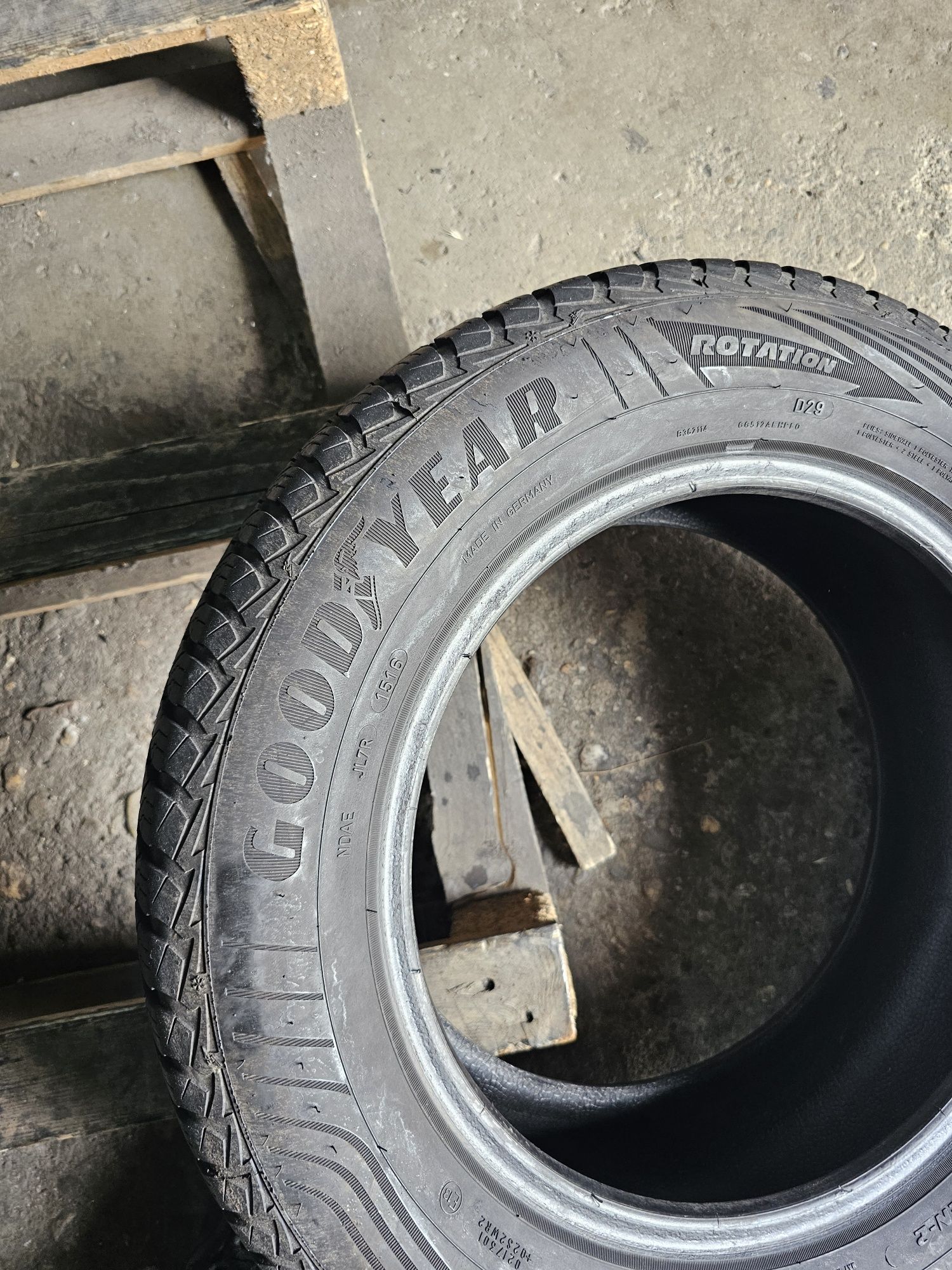2 anvelope allseason 195 65 15 Goodyear