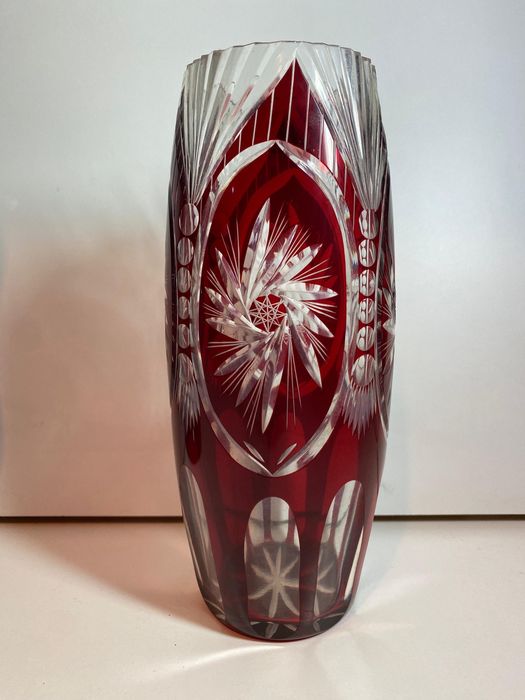 Vaze Vintage din Cristal Roșu Rubin; Obiecte Decor Vaze Suport Flori