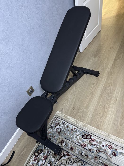 Скамья для фитнеса, гантели трансформеры