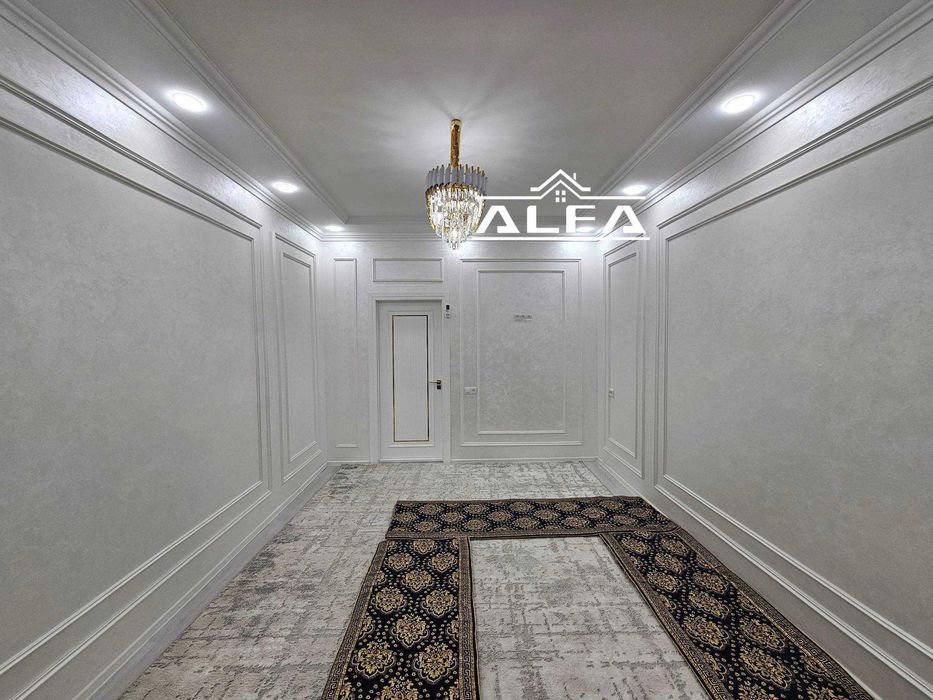 Buxoroda xonadon uy kvartira sotiladi 2 xonali 65m² 4-qavat.