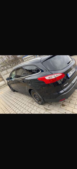 Ford focus 2013 .