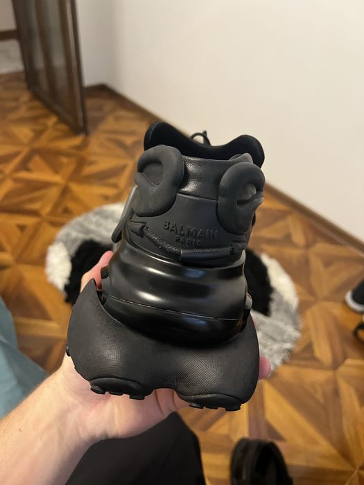 Balmain unicorn defecti