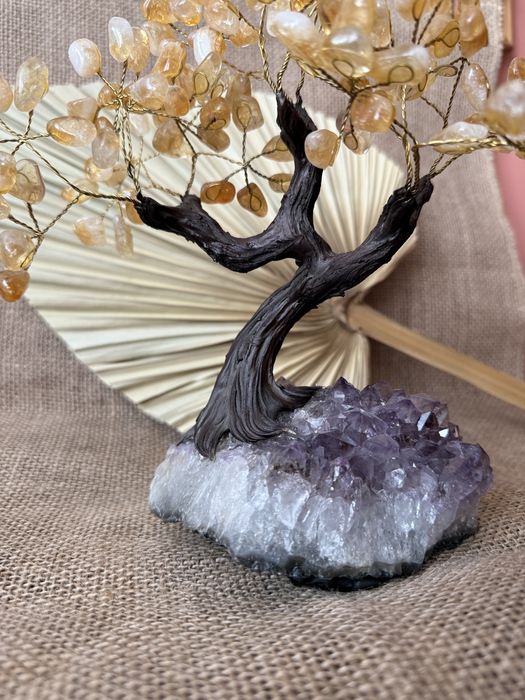 Дърво с основа аметист и розов кварц, цитрон или аметист в короната