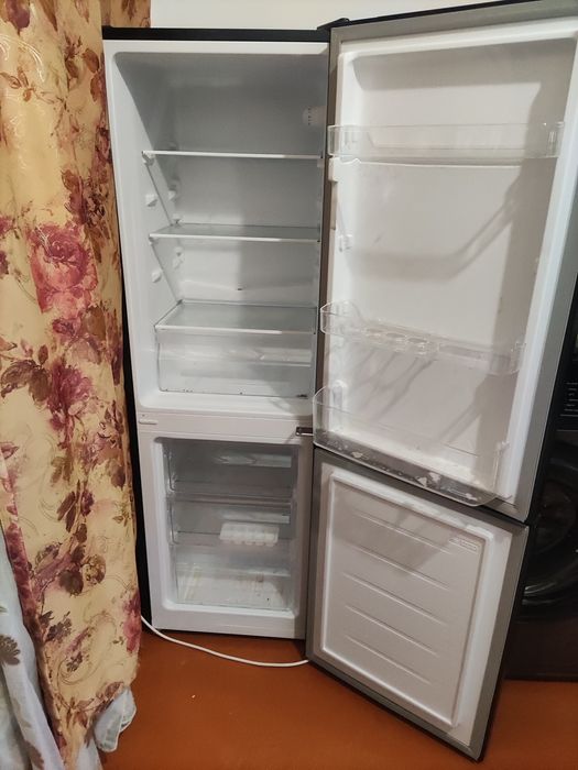 Продается холодильник