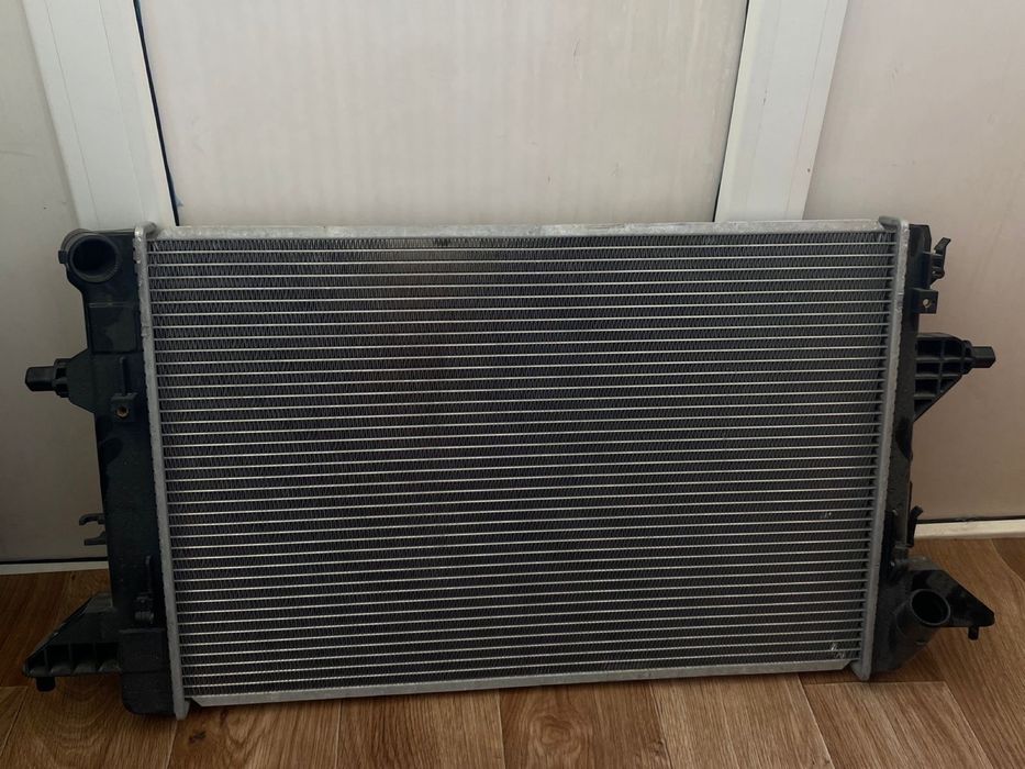 Продам автозапчасти на Хундай элантра ( CN7)