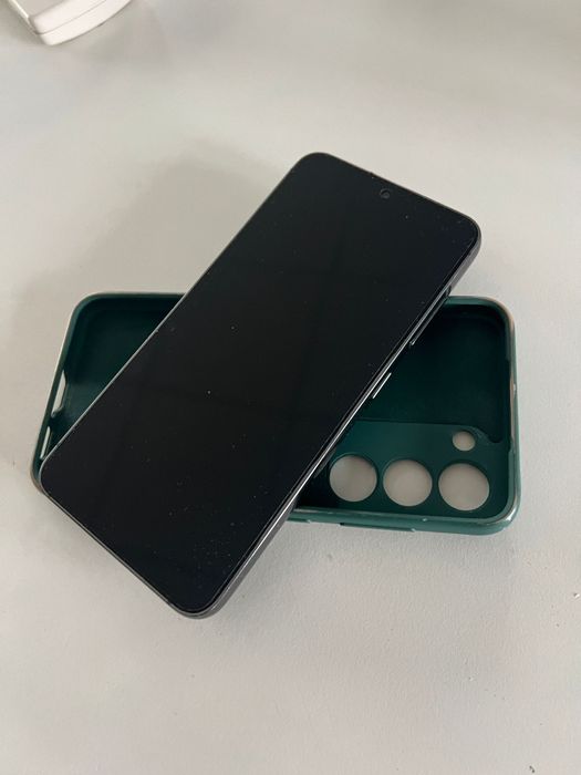 Samsung S23 256gb  sau schimb cu  s24 ultra sau iphone 15 pro