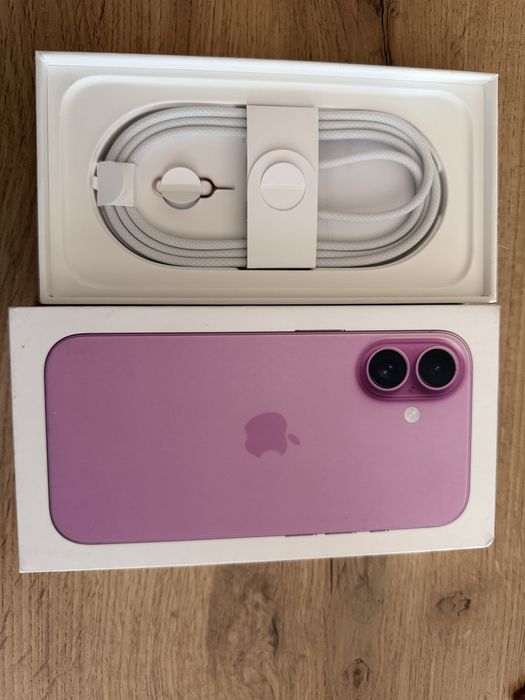 Айфон 16 без забележки