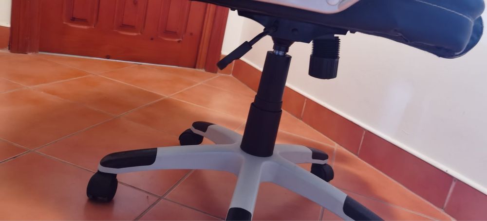 Scaun directorial piele ecologica