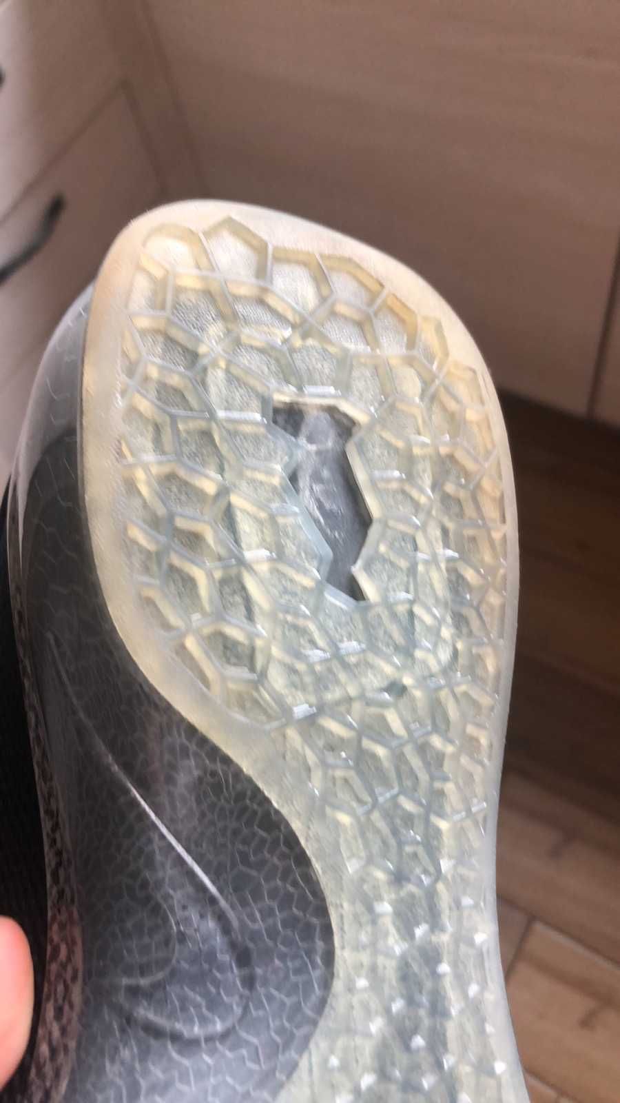 Спешно! Оригинални kobe 6 venomenom Спешно! Намаление!