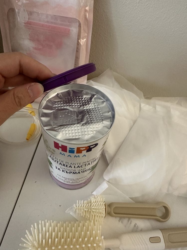 Ел помпа за кърма MEDELA solo+ хендс фрий чашки + многоподаръци