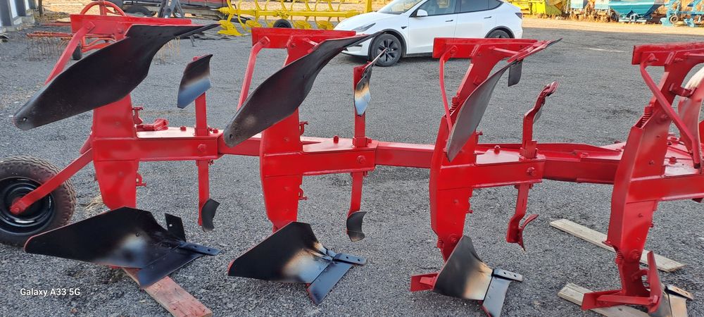 Plug 4 trupite piesa