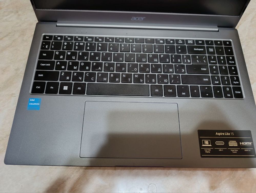 Noutbuk Acer Aspire Lite 15.6