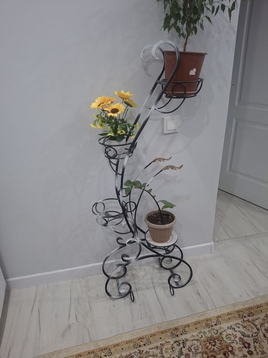 Гулге арналған подставка, штугы 10000 теңге