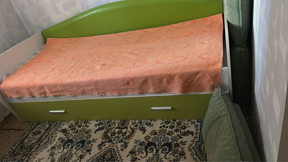 Продам Детский кровать