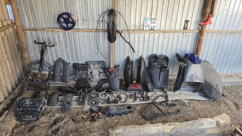 Запчасти для мопеда ,разбор танк