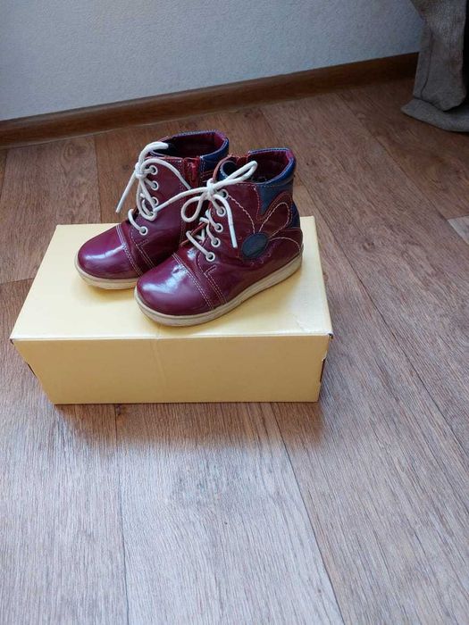 Обувь детская на девочку