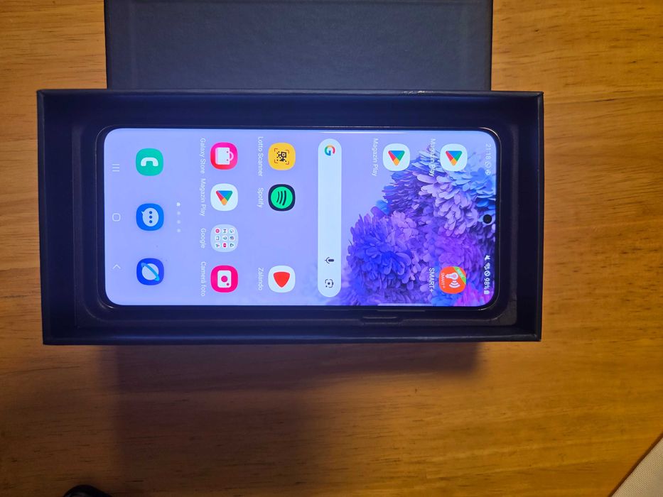 Vând telefon Samsung S20