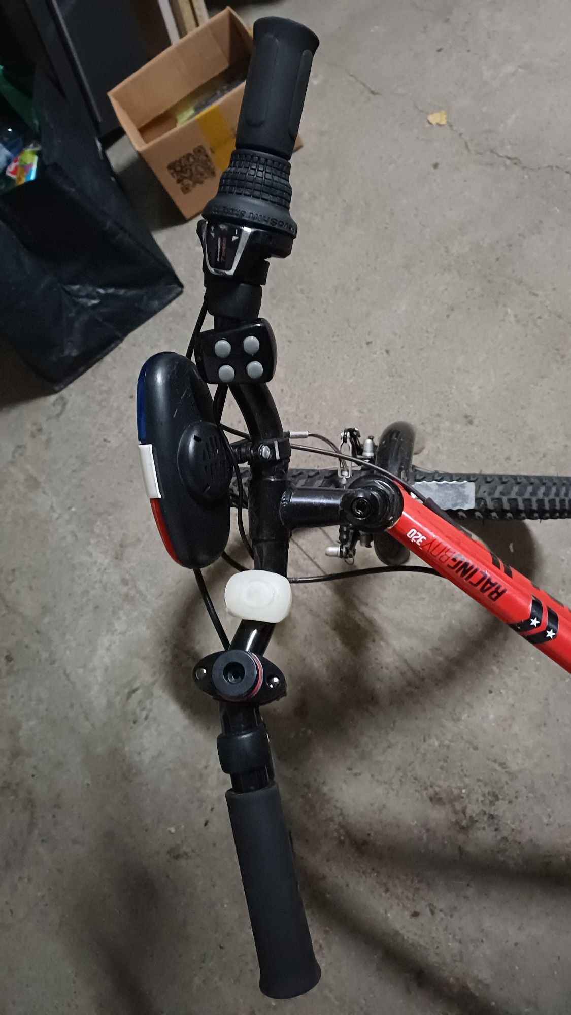 Vand bicicleta copii B-TWIN cu roti pe 20''
