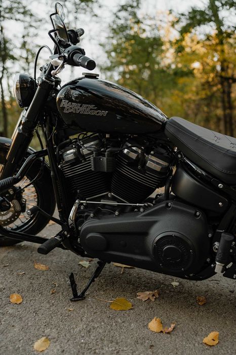 Harley-Davidson Street Bob 2020 – 9.000 kilometri – stare impecabilă