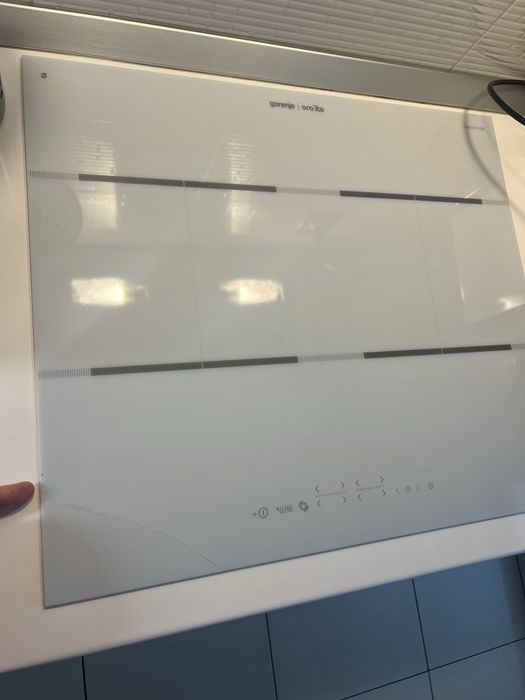 Plita inductie noua spartă Gorenje Alb Ora ito garantie încă 1 an