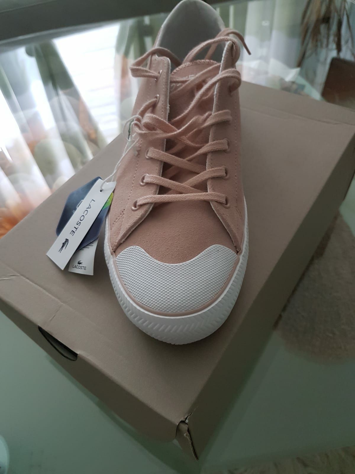 Lacoste  dama piele ,marimea 40,5