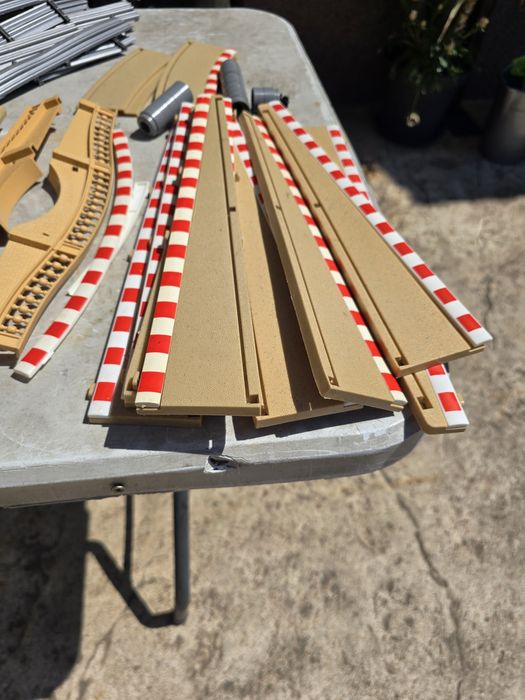 Jucarie veche  accesorii Scalextric 1:32