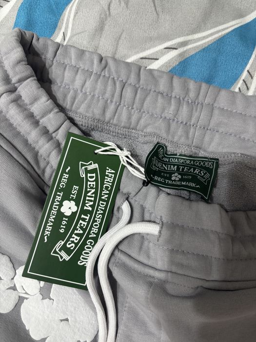 Pantaloni denim tears gri