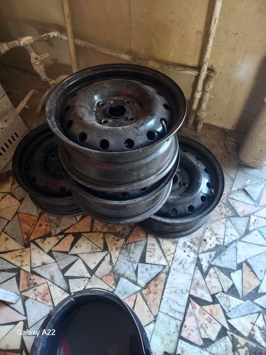 Евро. Диска. Холати зур