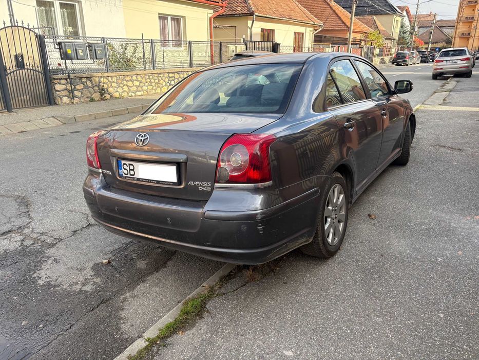 Toyota Avensis 2.0 D-4D. Climatronic