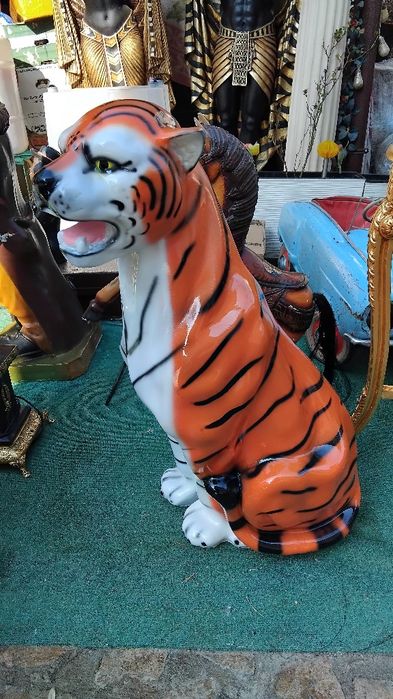 Порцеланова статуетка-Тигър!