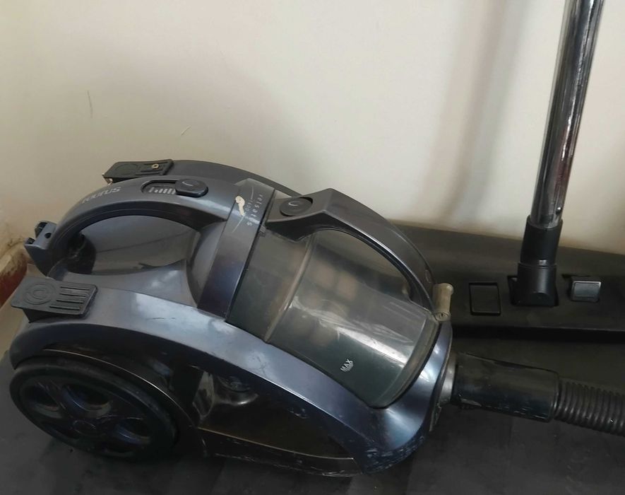 Прахосмукачка TAURUS 1600W