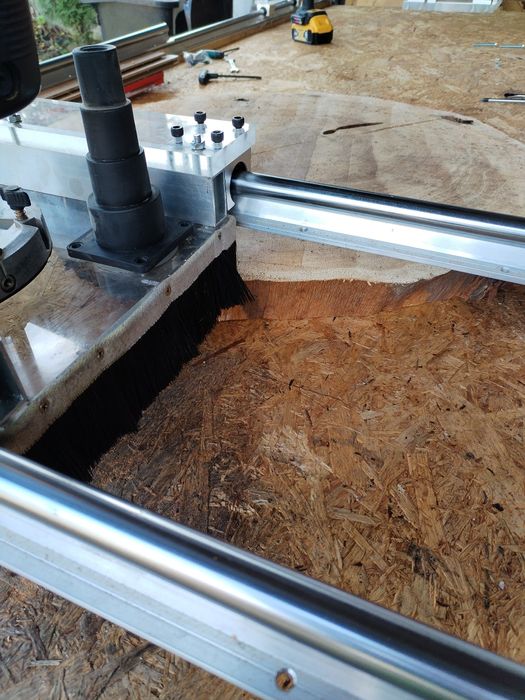 Sistem de ghidaj liniar planare lemn