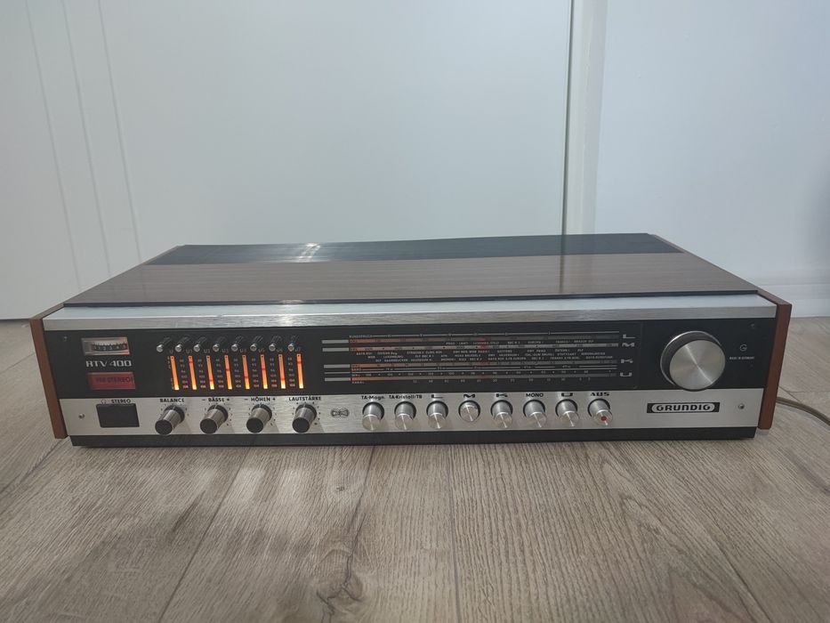 Radio Grundig RTV 400