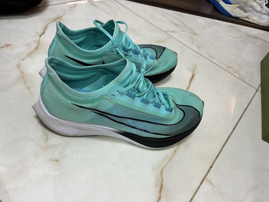 Nike trainers размер 44