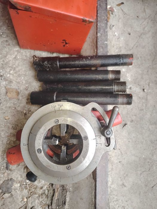 Проком за резби на тръби