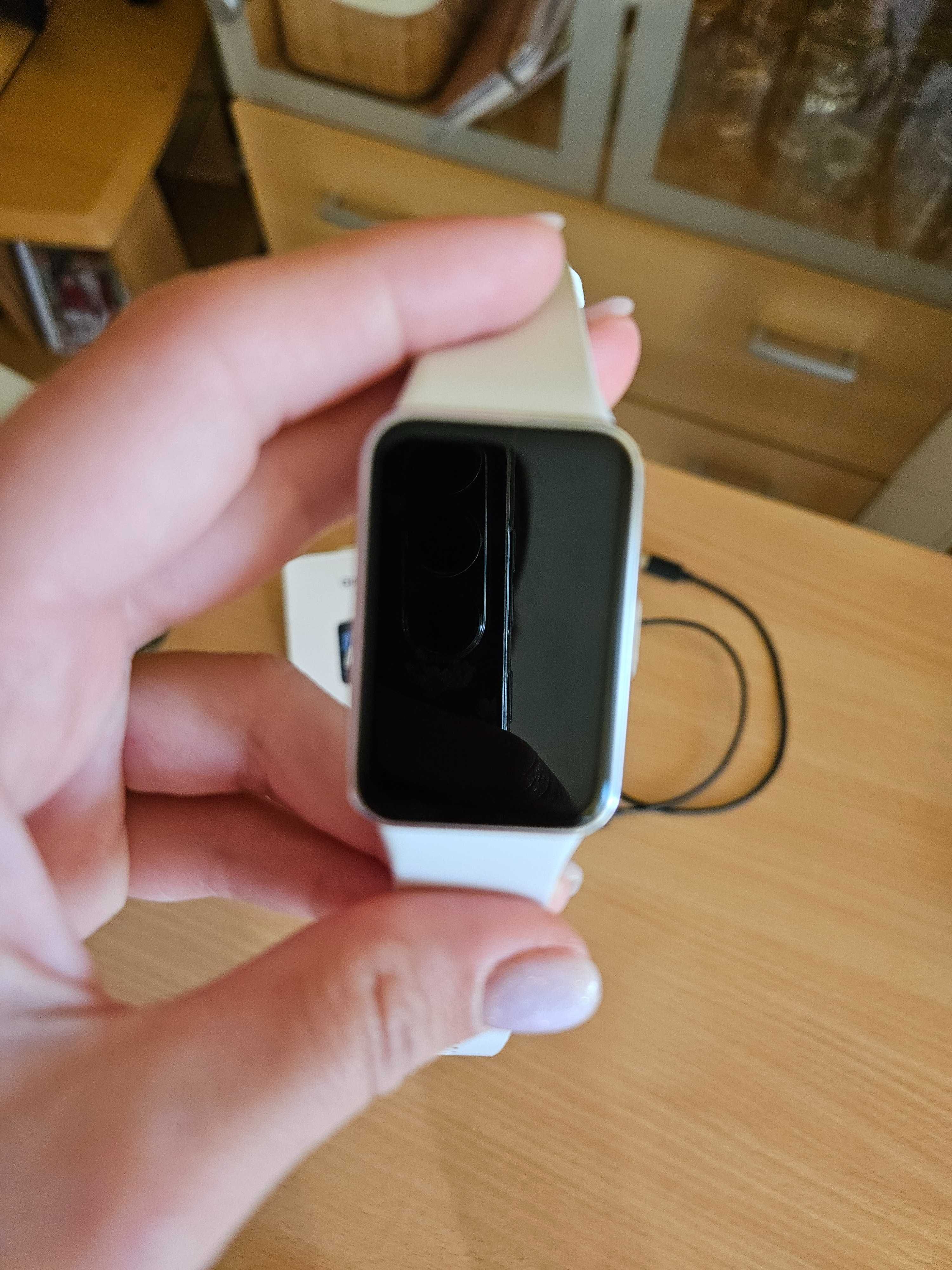 Смартчасовник Samsung Galaxy fit 3