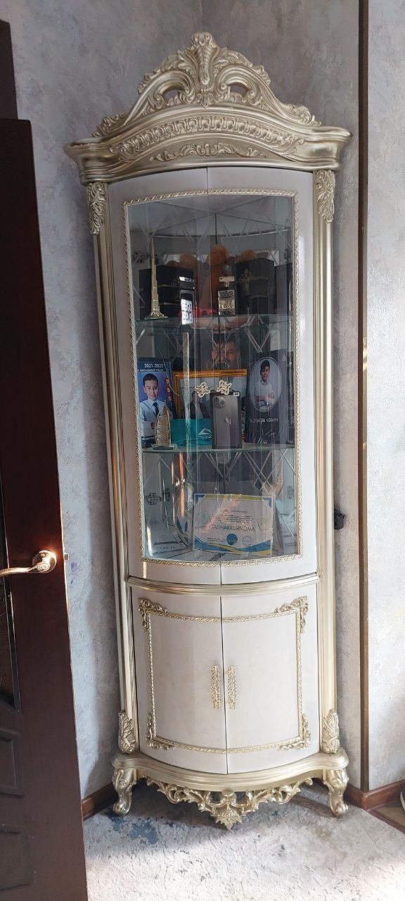 Пенал угловой продаётся