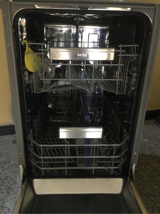 Съдомиялна машина BEKO