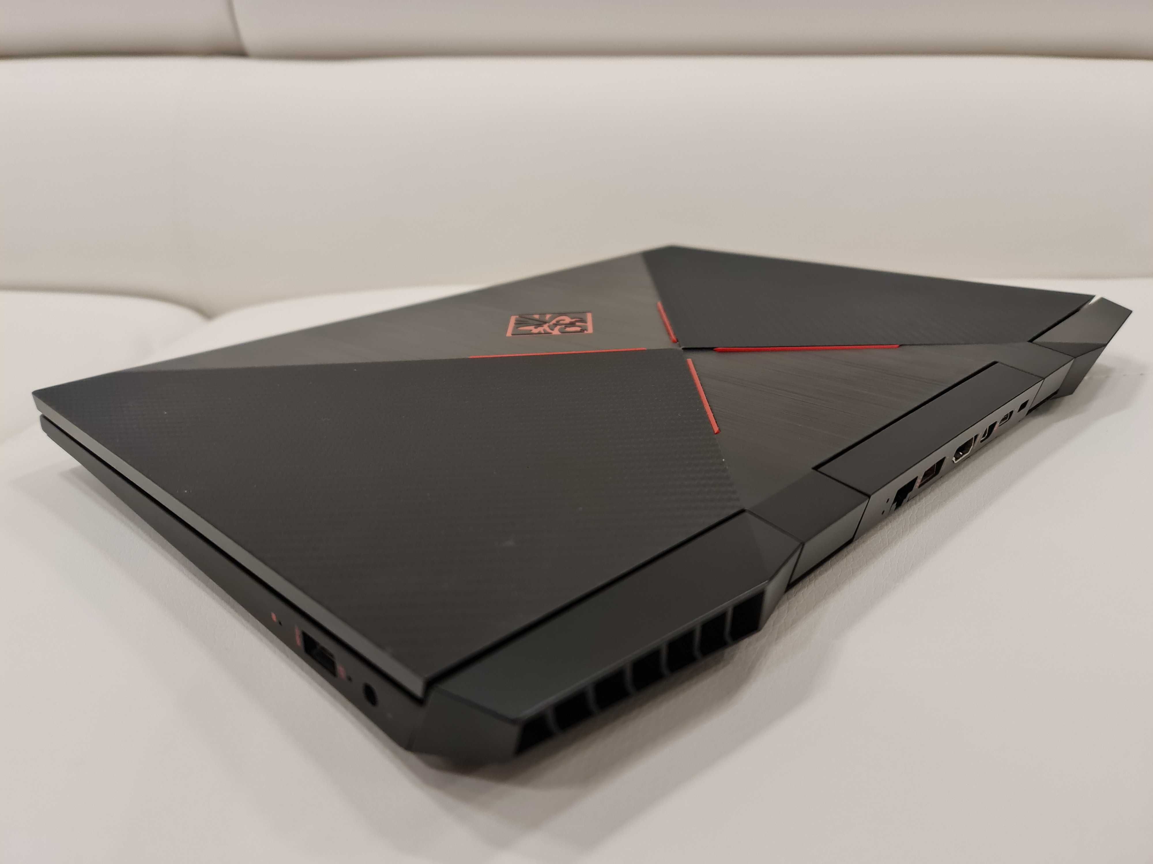 Laptop gaming nou HP Omen, intel core- i7-8750H, video NVIDIA GTX