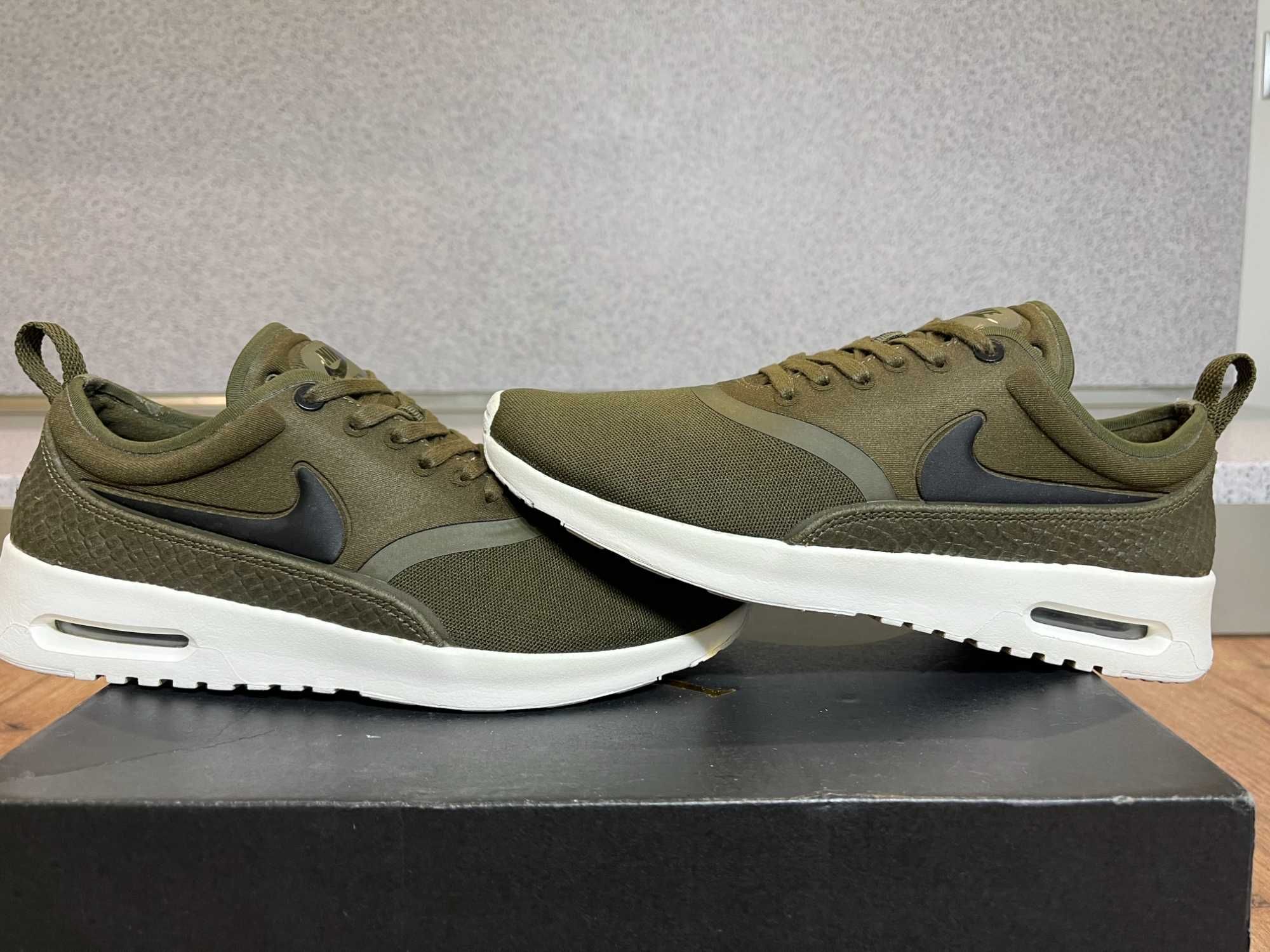 ОРИГИНАЛНИ *** Nike Air Max Thea Ultra Premium / Green Snake