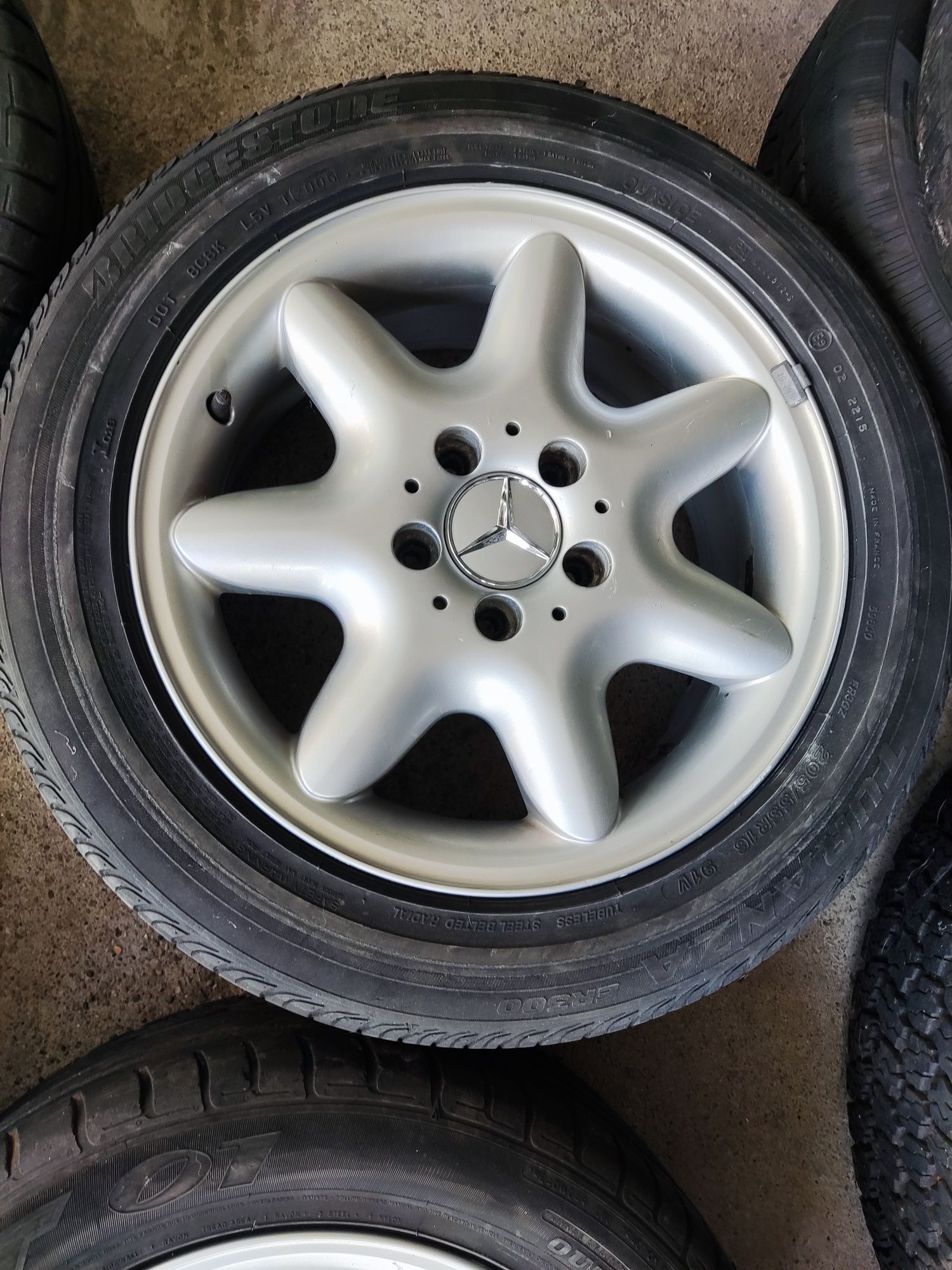 Оригинални джанти 16 ки 5x122 за Mercedes C class