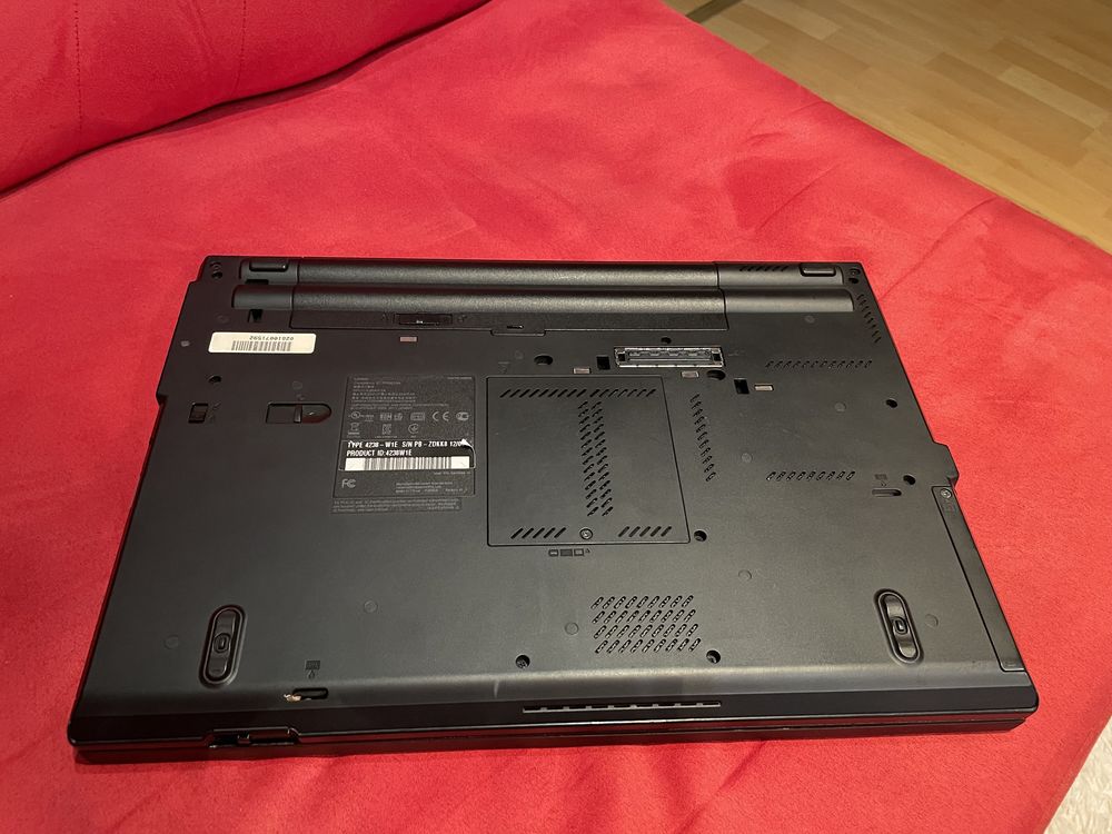 Лаптоп Lenovo thinkpad i5 T420