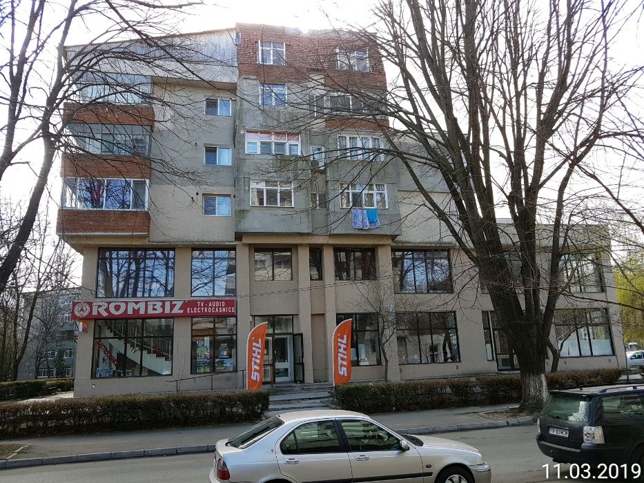 Spatiu comercial P+1E