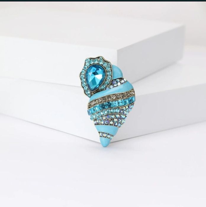 Брошь эксклюзив новая