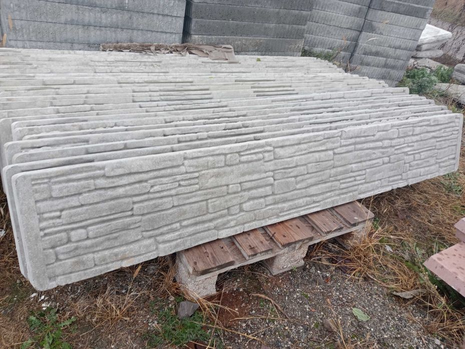 Capace de gard din beton coama gard ,stalp beton